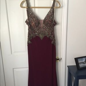 Faviana size 2 S10002 Beaded Gown